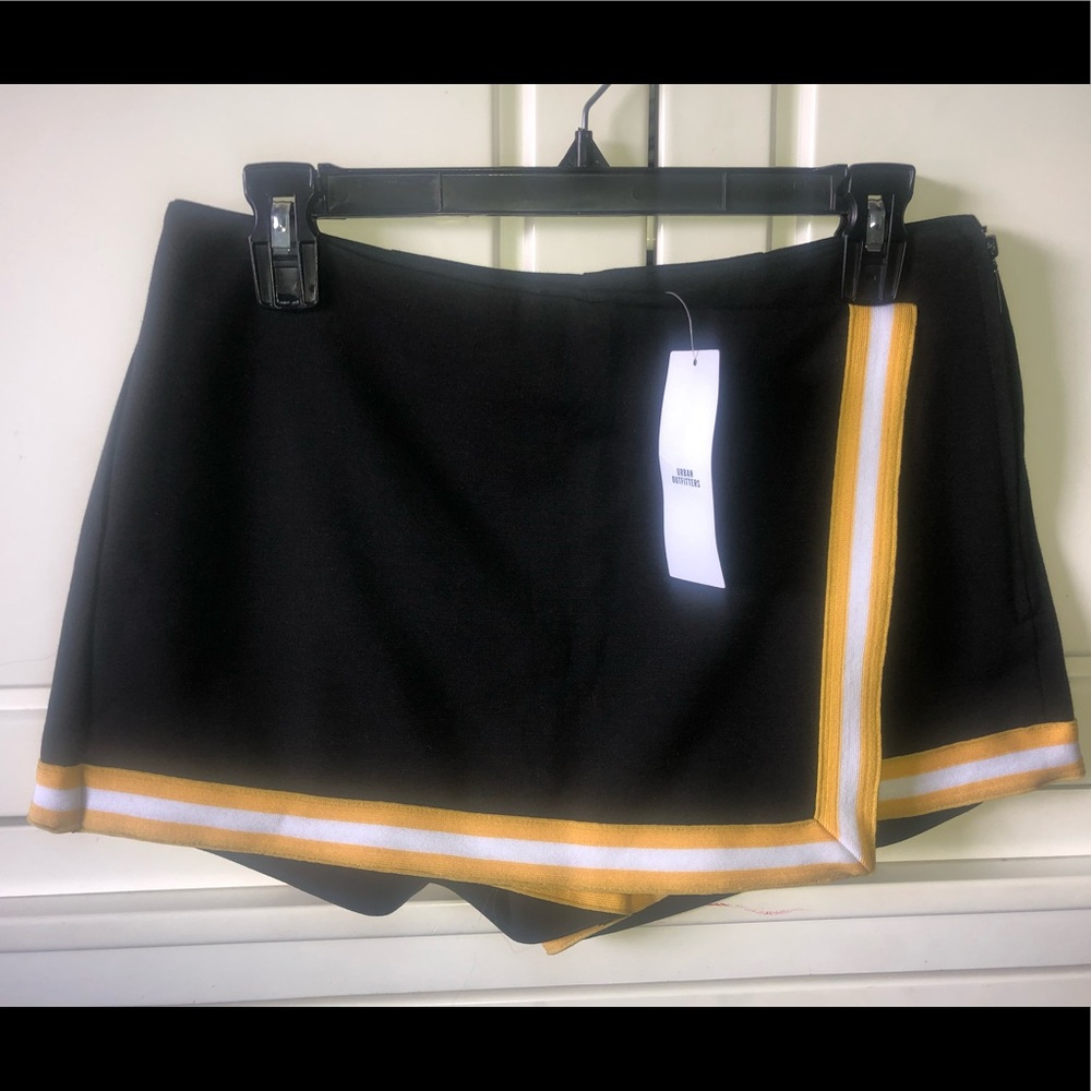 Urban Outfitters Black, Yellow, and White Skort